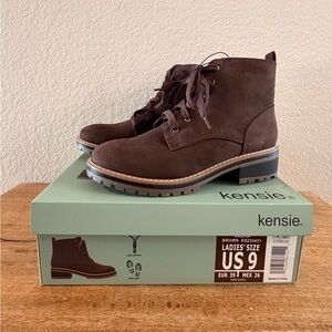 Kensie Brown Suede Lace Up Women’s Boots Size 9